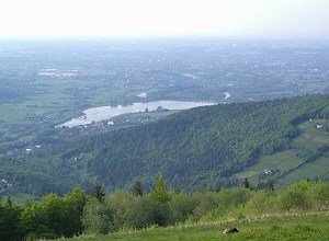 Widok z Żaru na zbiornik Czaniec (Jezioro Czanieckie)